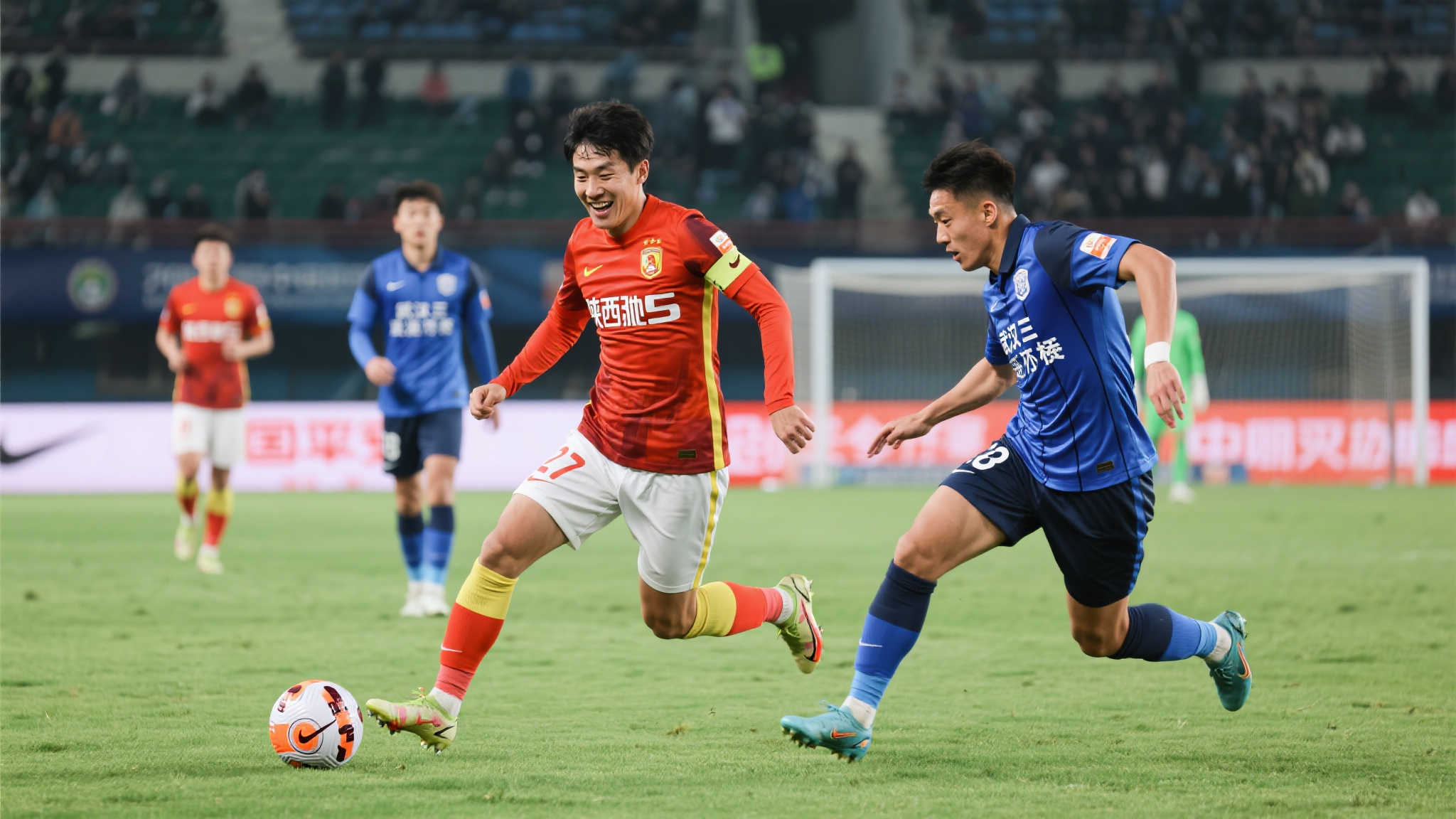 足协杯第三轮激战!陕西联合迎战武汉三镇,实况对决一触即发! 足协杯第三轮激战!陕西联合迎战武汉三镇,实况对决一触即发!